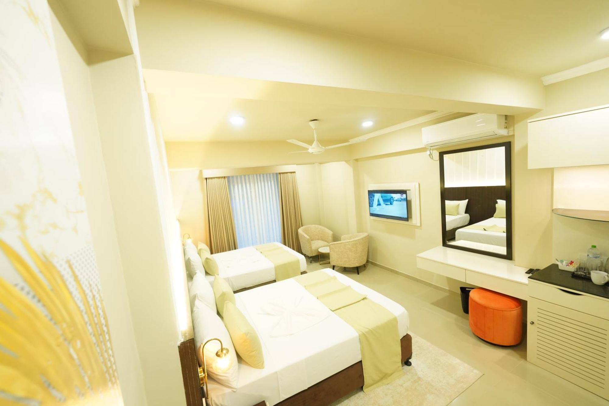 Hotel Grand Amanee Ratnapura Zewnętrze zdjęcie