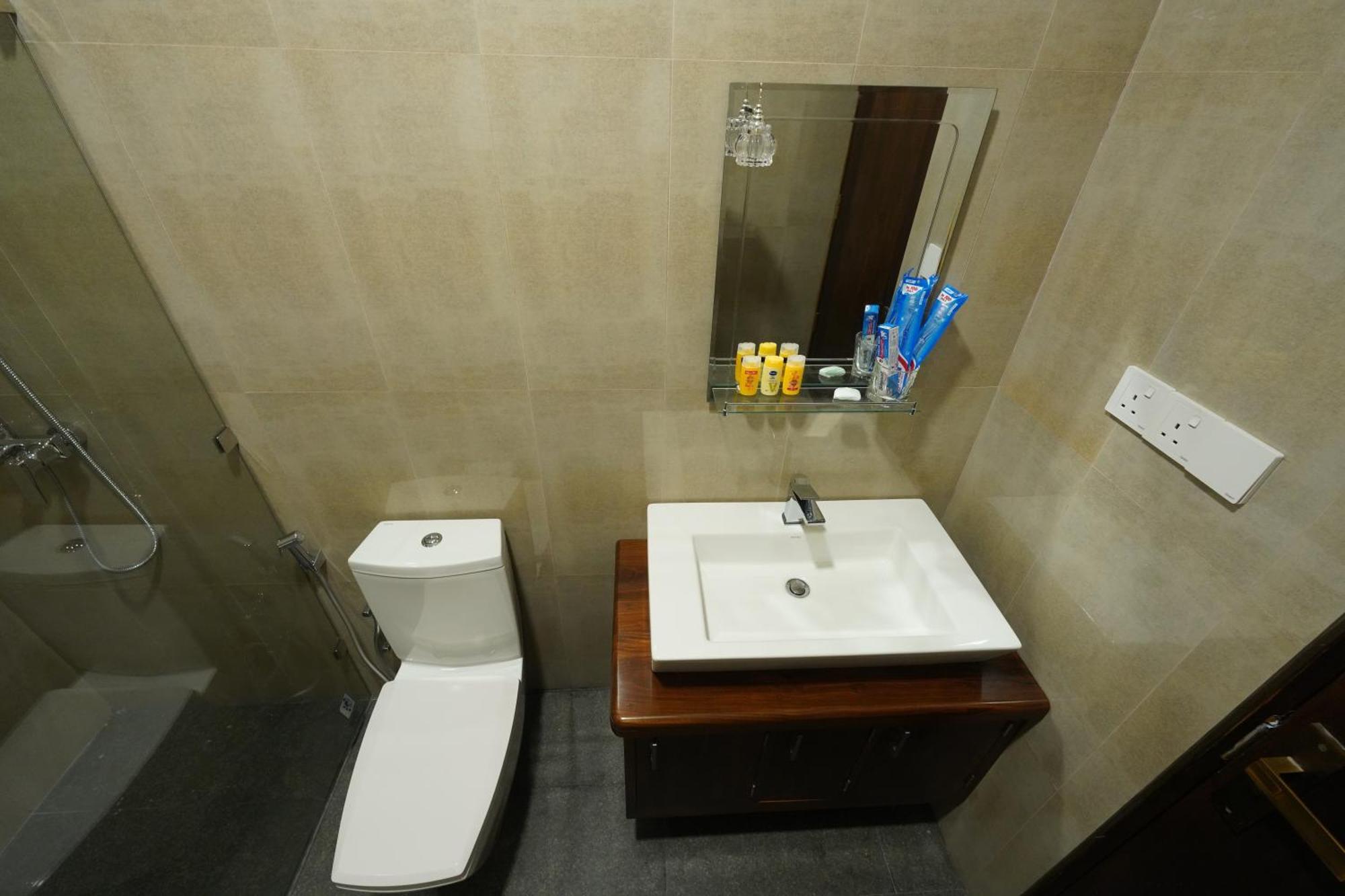 Hotel Grand Amanee Ratnapura Zewnętrze zdjęcie