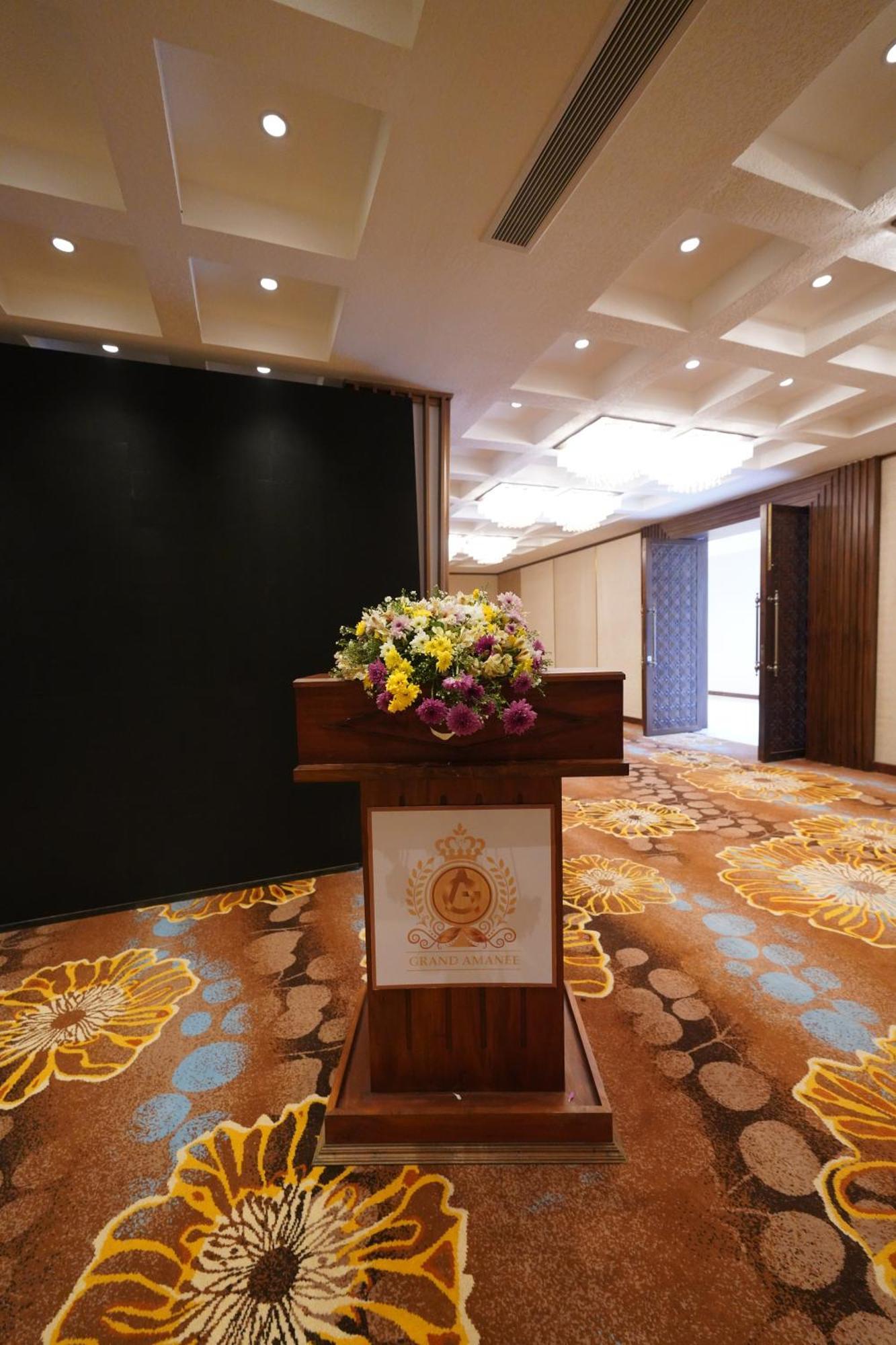 Hotel Grand Amanee Ratnapura Zewnętrze zdjęcie