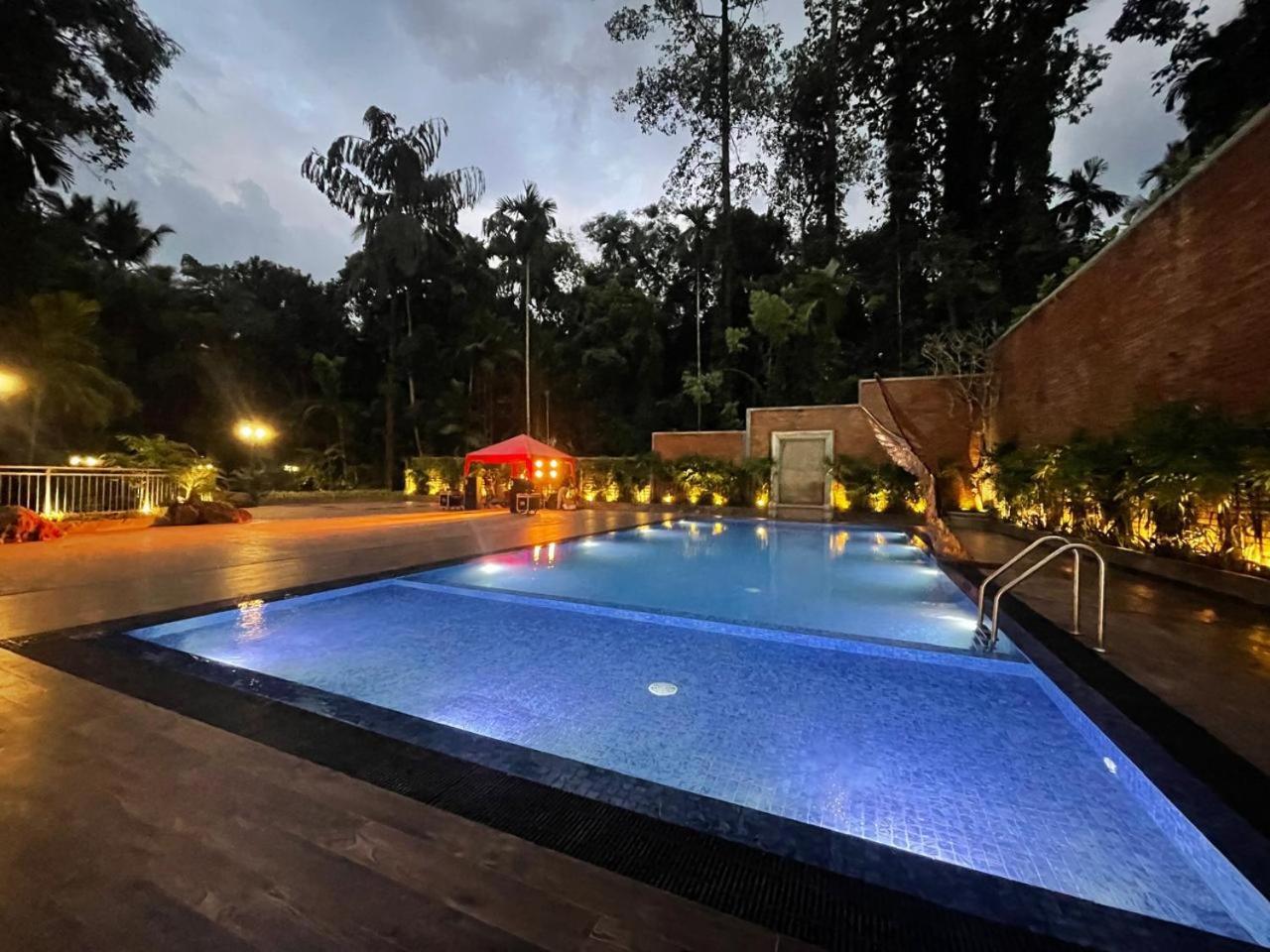 Hotel Grand Amanee Ratnapura Zewnętrze zdjęcie
