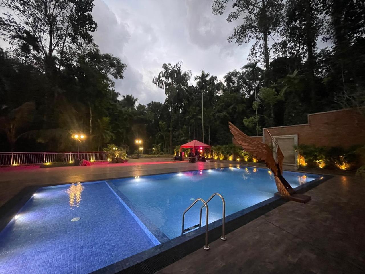 Hotel Grand Amanee Ratnapura Zewnętrze zdjęcie